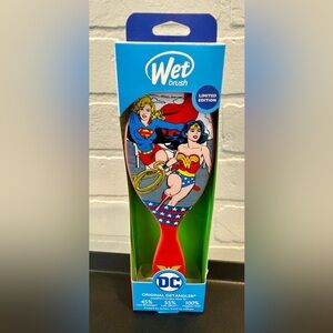 Disney Super hero Wet Brush